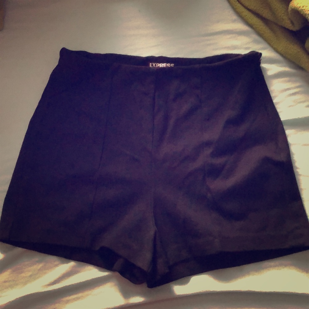 High waist black shorts